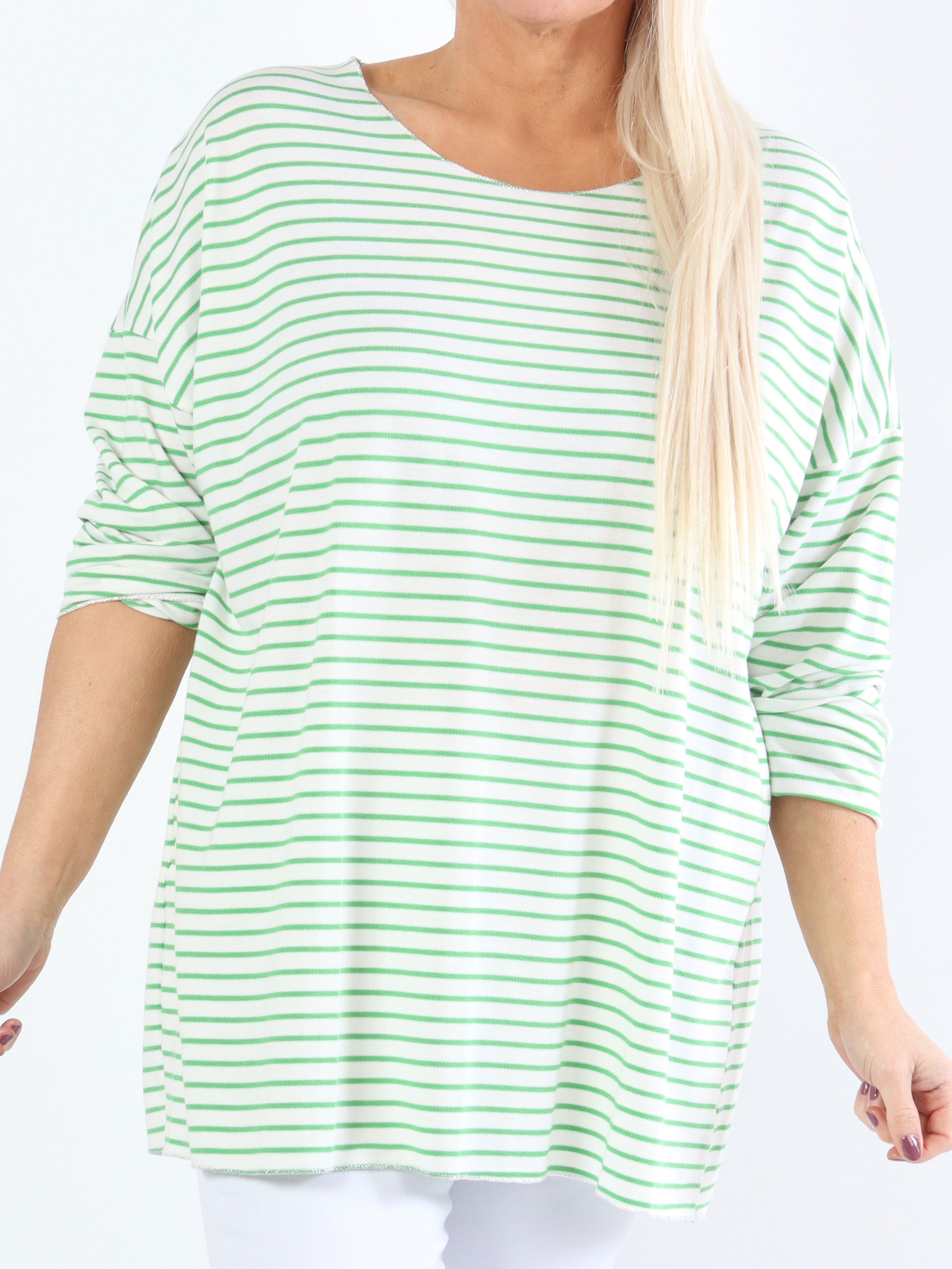 Stripe - Hvid blød plus size bluse med tynde striber